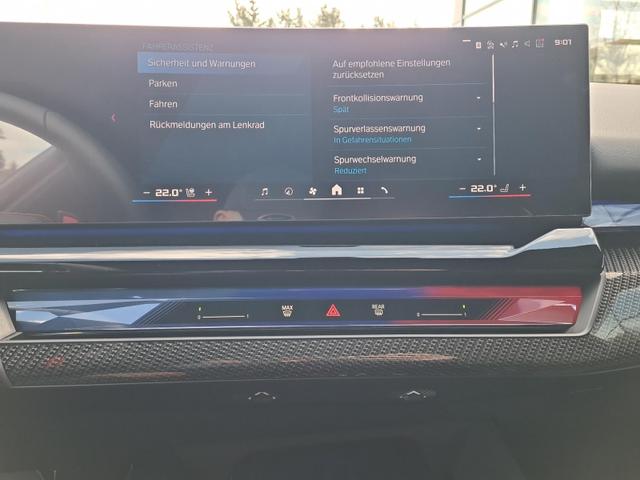 BMW M5 Basis Touring Compund+Comfort+DrivAssistPro+Pano 