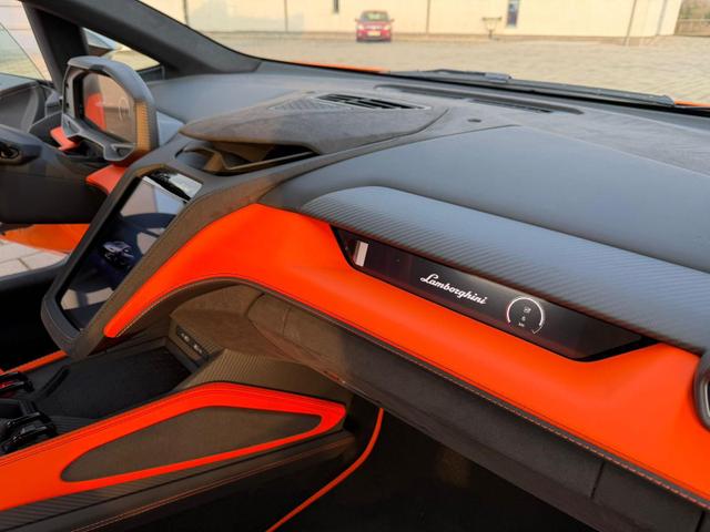 Lamborghini Temerario SONUS Lift Carbon Pass.Display 