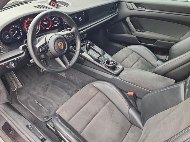 Porsche 911 Carrera 4 GTS 992 360&deg;Park PDLS+ PASM SHZ 