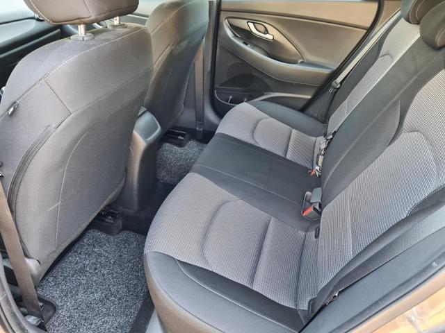 Hyundai i30 Pure Kamera 8-fach Scheckheft 