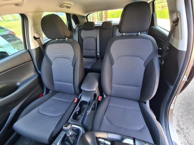 Hyundai i30 Pure Kamera 8-fach Scheckheft 