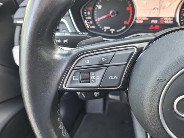 Audi A4 Avant 30 TDI advanced Business AHK Pano Navi 