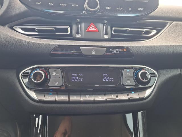 Hyundai i30 Advantage vAHK Navi LED DAB Kamera Winter 