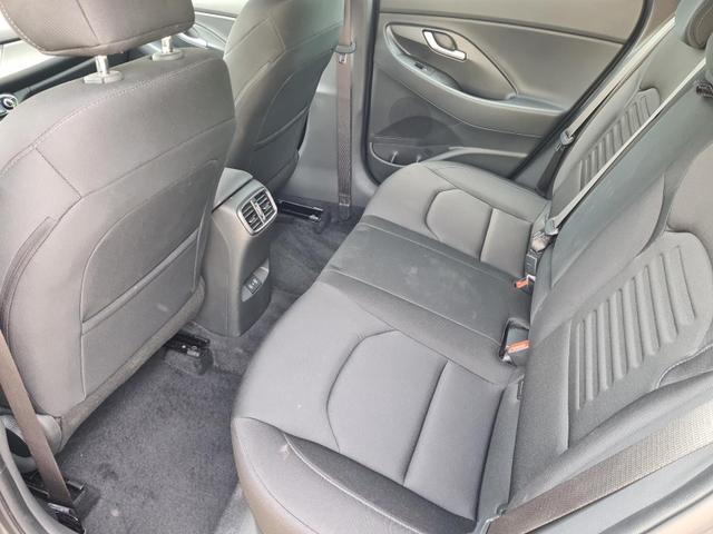 Hyundai i30 Advantage vAHK Navi LED DAB Kamera Winter 