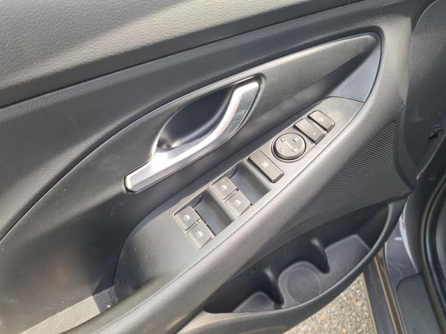 Hyundai i30 Advantage vAHK Navi LED DAB Kamera Winter 