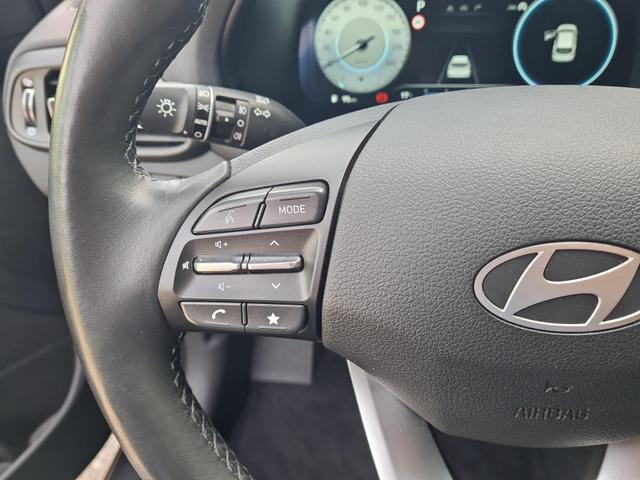 Hyundai i30 Advantage vAHK Navi LED DAB Kamera Winter 