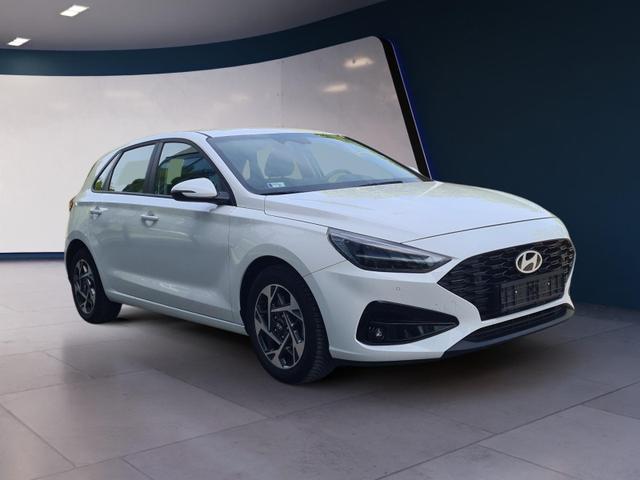 Hyundai i30 Advantage vAHK Navi LED DAB Kamera Winter 