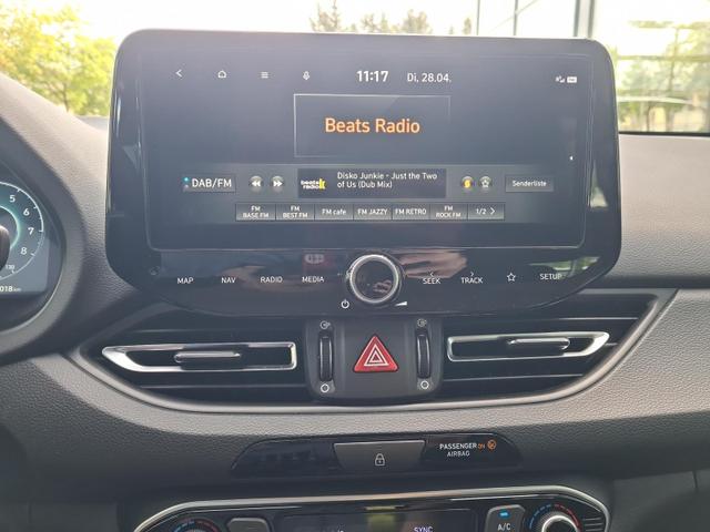 Hyundai i30 Advantage vAHK Navi LED DAB Kamera Winter 