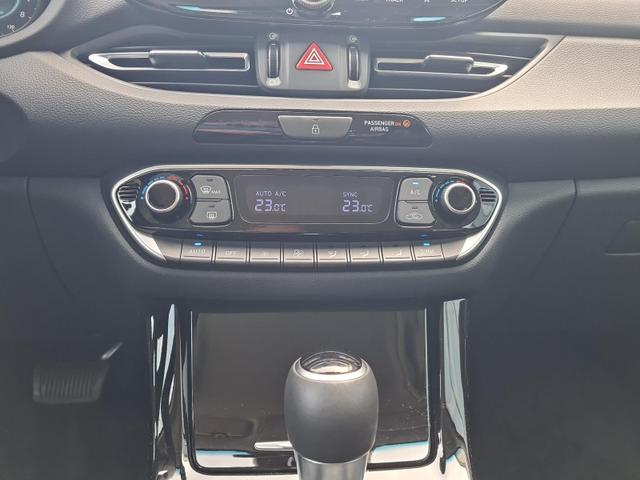 Hyundai i30 Advantage vAHK Navi LED DAB Kamera Winter 