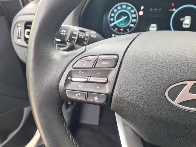 Hyundai i30 Kombi Advantage cw vAHK Navi LED DAB Kamera Winter 