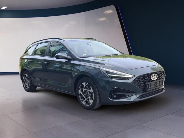 Hyundai i30 Kombi Advantage cw vAHK Navi LED DAB Kamera Winter 