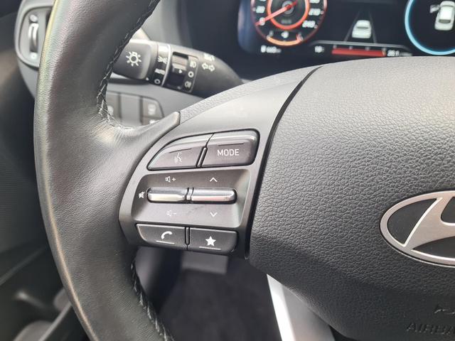 Hyundai i30 Kombi Advantage cw vAHK Navi LED DAB Kamera Winter 