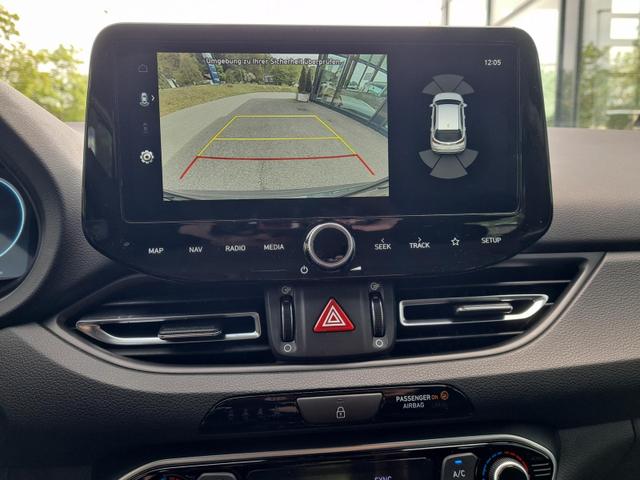 Hyundai i30 Kombi Advantage cw vAHK Navi LED DAB Kamera Winter 