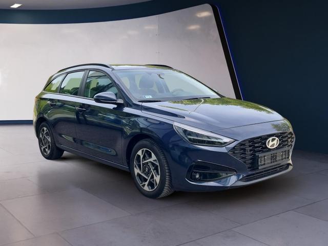 Hyundai i30 Kombi Advantage cw vAHK Navi LED DAB Kamera Winter 