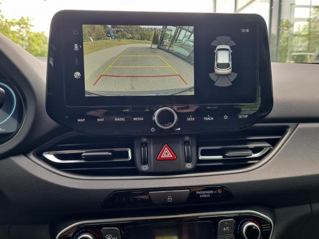 Hyundai i30 Kombi Advantage cw vAHK Navi LED DAB Kamera Winter 