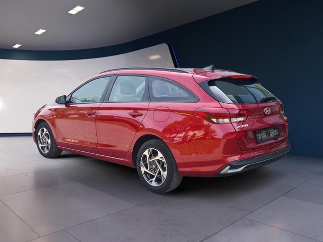 Hyundai i30 Kombi Advantage cw vAHK Navi LED DAB Kamera Winter 