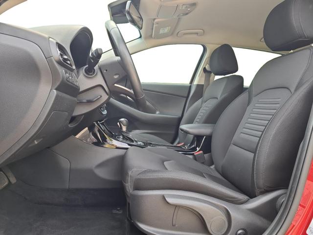 Hyundai i30 Kombi Advantage cw vAHK Navi LED DAB Kamera Winter 