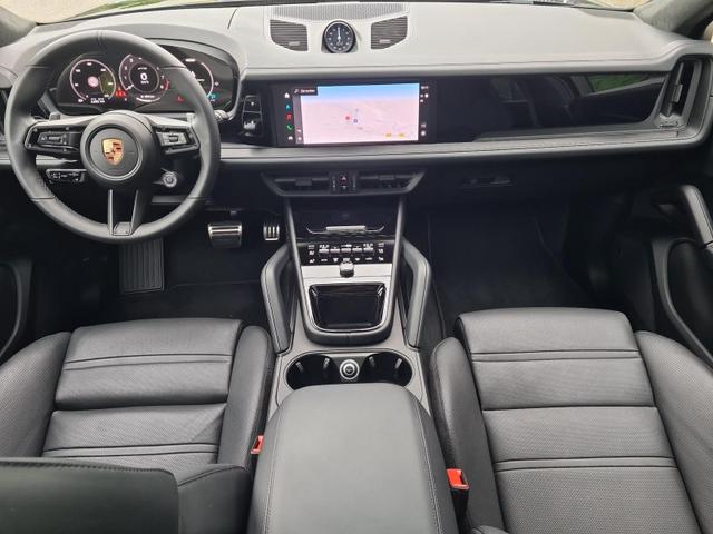 Porsche Cayenne GTS BOSE AHK SoftClose 4RadLenk Matrix 