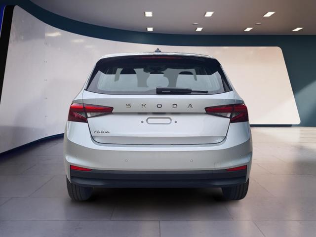 Skoda Fabia Selection 1.0 TSI DSG LED DAB PDC Lane 
