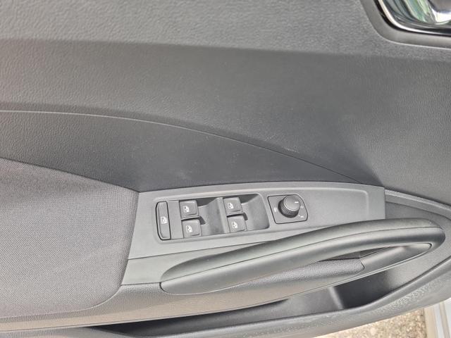 Skoda Fabia Selection 1.0 TSI DSG LED DAB PDC Lane 