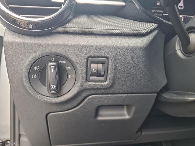 Skoda Fabia Selection 1.0 TSI DSG LED DAB PDC Lane 