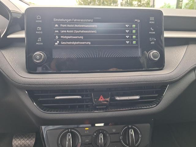 Skoda Fabia Selection 1.0 TSI DSG LED DAB PDC Lane 