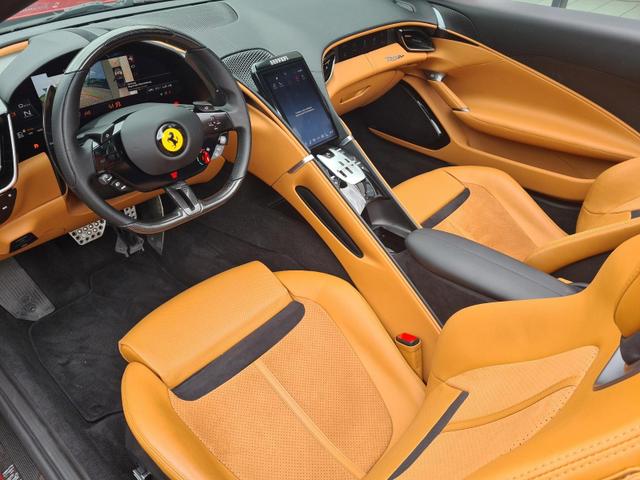 Ferrari Roma Spider Pass.Display ACC Airscarf Seatvent. 