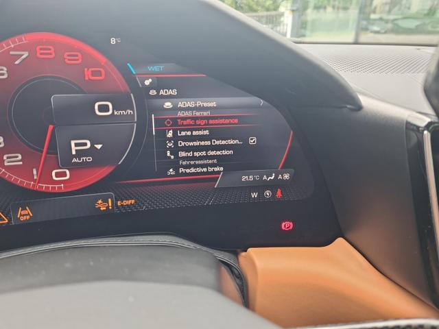 Ferrari Roma Spider Pass.Display ACC Airscarf Seatvent. 