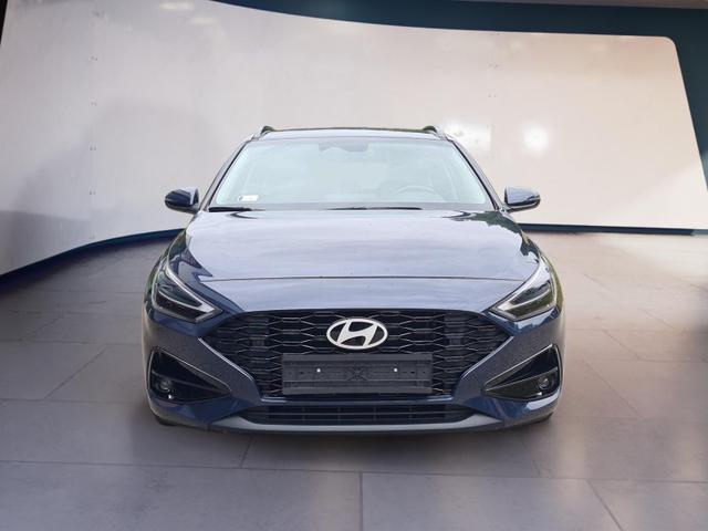 Hyundai i30 Kombi Advantage cw vAHK Navi LED DAB Kamera Winter 