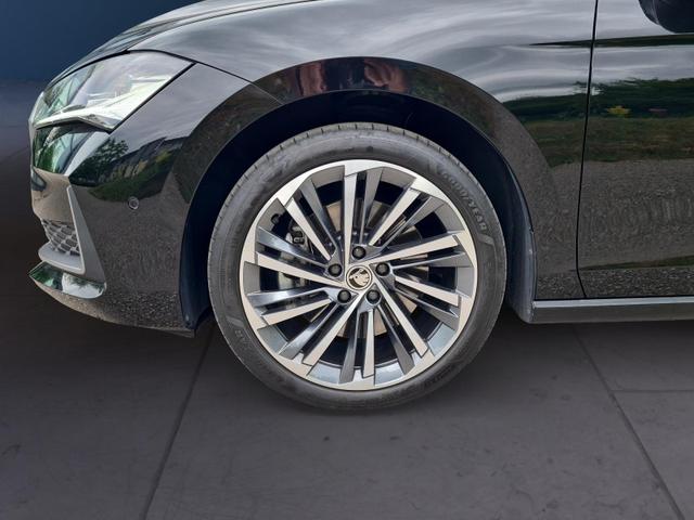 Skoda Superb Combi 2.0 TDI 142 kW 4x4 L&K AHK Canton Pano FahrAssistPLUS HeadUp 
