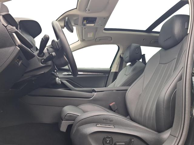 Skoda Superb Combi 2.0 TDI 142 kW 4x4 L&K AHK Canton Pano FahrAssistPLUS HeadUp 