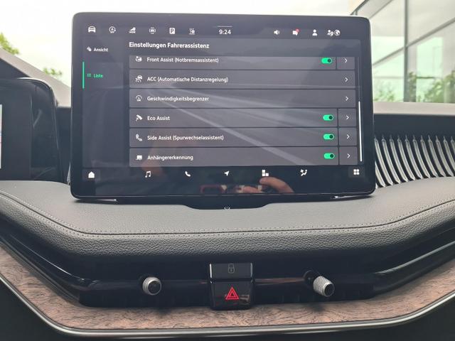 Skoda Superb Combi 2.0 TDI 142 kW 4x4 L&K AHK Canton Pano FahrAssistPLUS HeadUp 