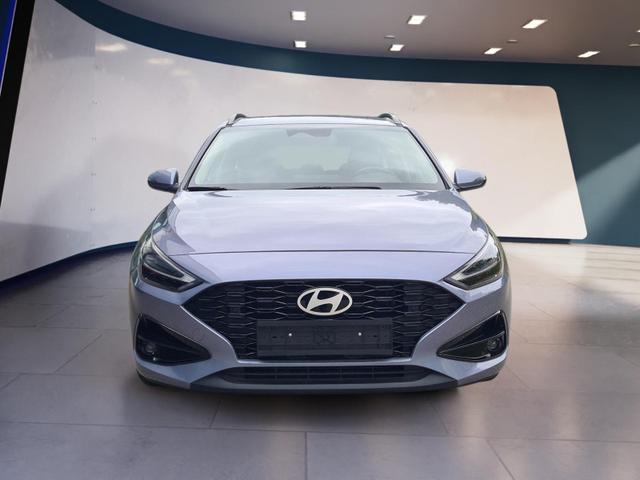 Hyundai i30 Kombi Advantage cw vAHK Navi LED DAB Kamera Winter 