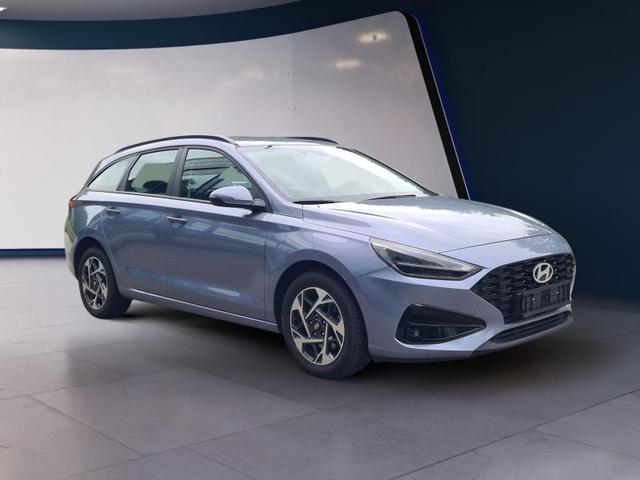 Hyundai i30 Kombi Advantage cw vAHK Navi LED DAB Kamera Winter 