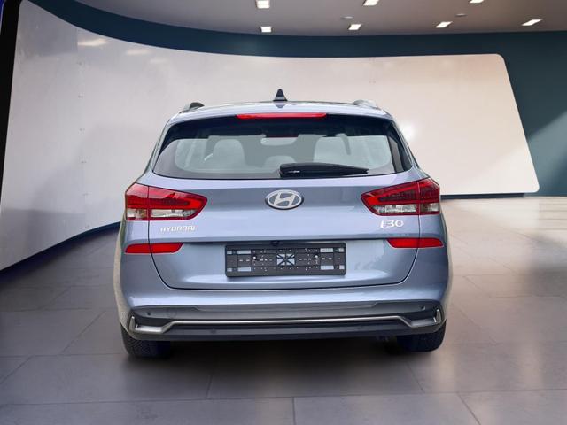 Hyundai i30 Kombi Advantage cw vAHK Navi LED DAB Kamera Winter 