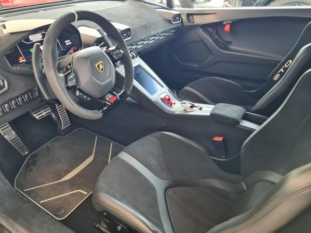 Lamborghini Hurac&aacute;n Huracan STO Lift-system DAB RearView Carbon 
