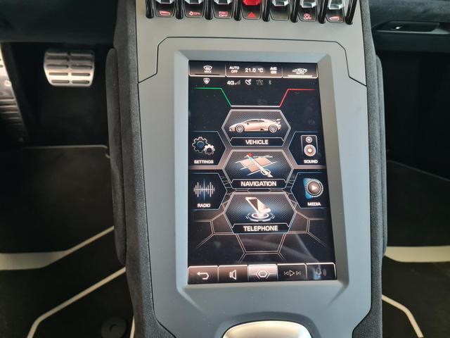 Lamborghini Hurac&aacute;n Huracan STO Lift-system DAB RearView Carbon 