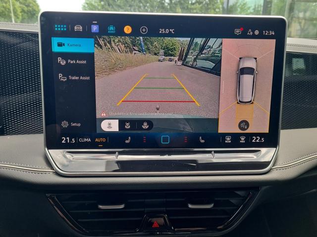 Volkswagen Passat Variant 2.0 TDI 110 kW Business AHK+Akustik+ParkPro 