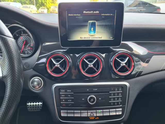Mercedes-Benz GLA 45 AMG 4Matic (156.952) Business+ParkPaket H&K AMG-Abgas 20" 