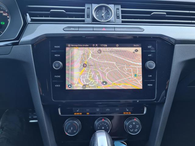 Volkswagen Arteon R-Line 2.0TSI DSG DiscoverPro DigiCockpit 