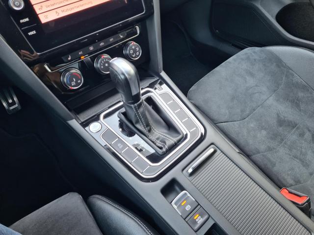 Volkswagen Arteon R-Line 2.0TSI DSG DiscoverPro DigiCockpit 