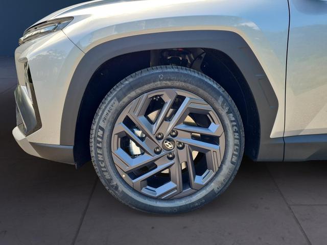 Hyundai TUCSON N Line 2WD BlackEdition Navi Kamera 4xSHZ Pano ACC 
