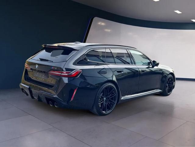 BMW M5 Basis Touring Comfort+DrivAssistPro+ParkPro+Pano 