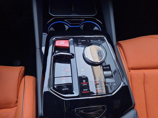 BMW M5 Basis Touring Comfort+DrivAssistPro+ParkPro+Pano 