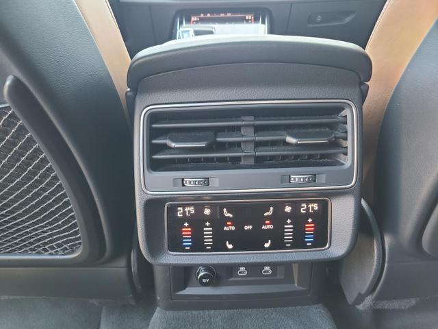 Audi RS Q8 4.0 TFSI quattro AssistPlus DynamikPlus Matrix Pano Leder 