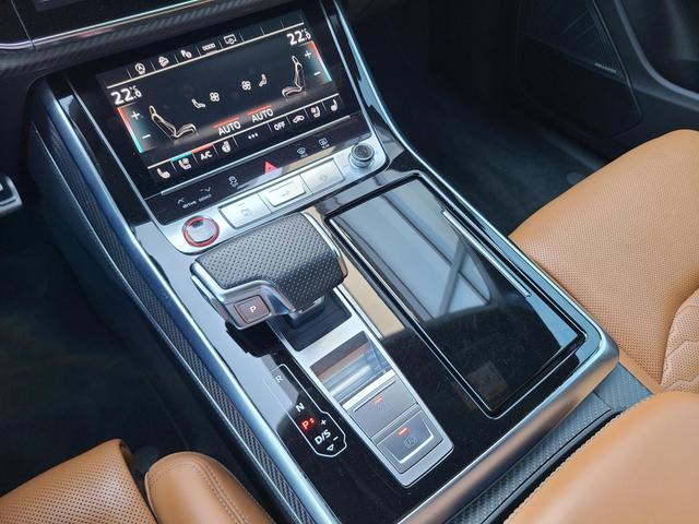Audi RS Q8 4.0 TFSI quattro AssistPlus DynamikPlus Matrix Pano Leder 