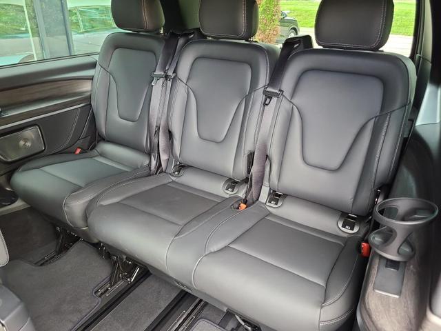 Mercedes-Benz V-Klasse 300 d 4MATIC extralang EXCLUSIVE (447.815) 300d AMG AHK StHeiz Tisch Airmatic 