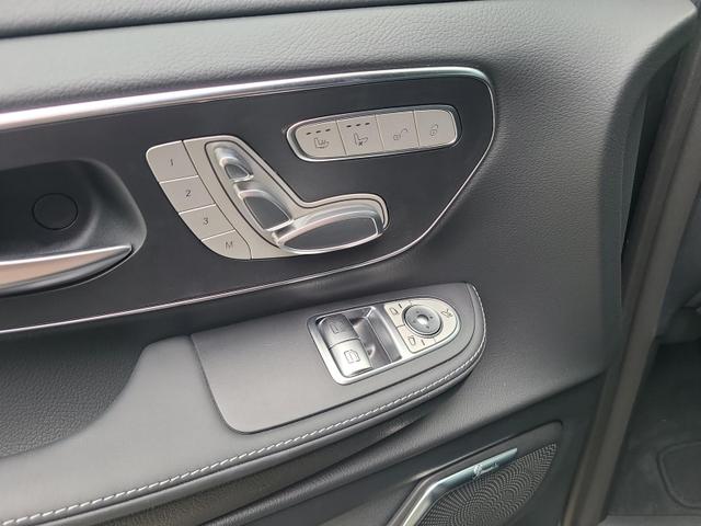 Mercedes-Benz V-Klasse 300 d 4MATIC extralang EXCLUSIVE (447.815) 300d AMG AHK StHeiz Tisch Airmatic 