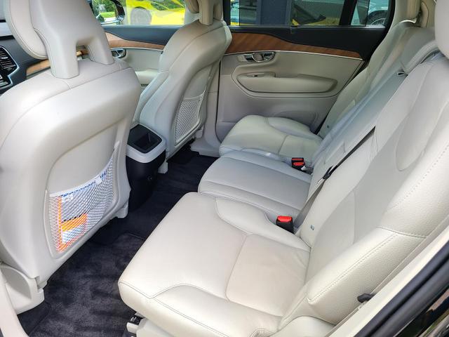 Volvo XC90 Inscription AWD 7Sitz RFK Navi 