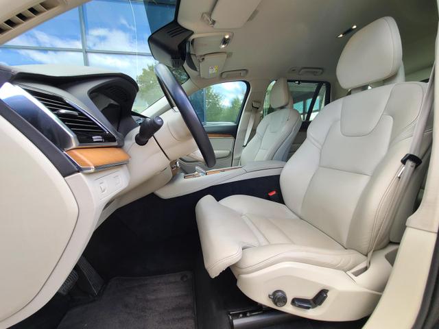 Volvo XC90 Inscription AWD 7Sitz RFK Navi 